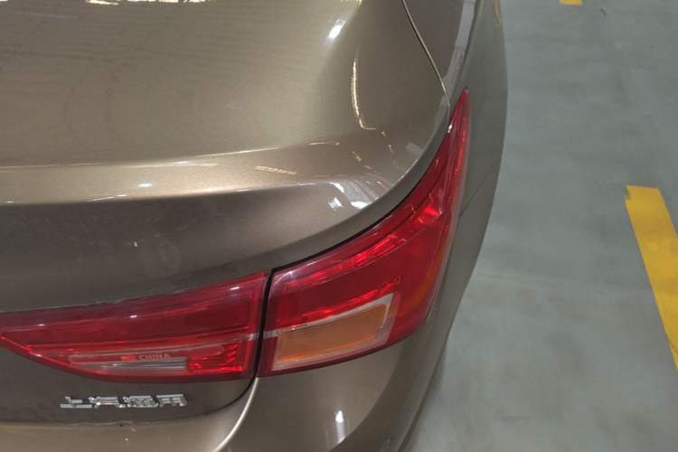 Used Buick Verano 2015 Sedan 15S Automatic Leading Model Right Rear Taillight