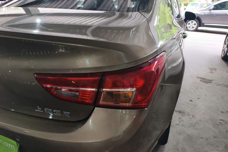 Used Buick Verano 2015 Sedan 20T Dual-Clutch Leading Model Right Rear Taillight