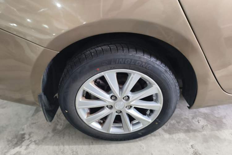 Used Buick Verano 2015 Sedan 20T Dual-Clutch Leading Model Right Rear Wheel Hub
