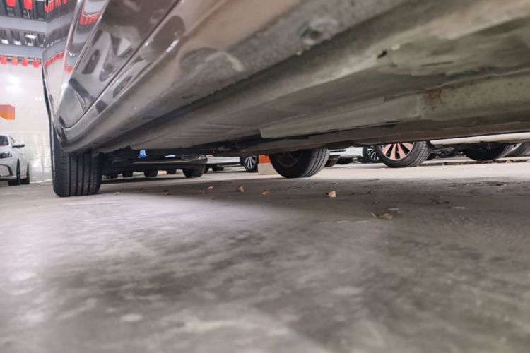 Used Buick Verano 2015 Sedan 20T Dual-Clutch Leading Model Right Side Sill