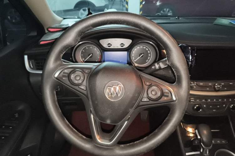 Used Buick Verano 2015 Sedan 20T Dual-Clutch Luxury Model Steering Wheel