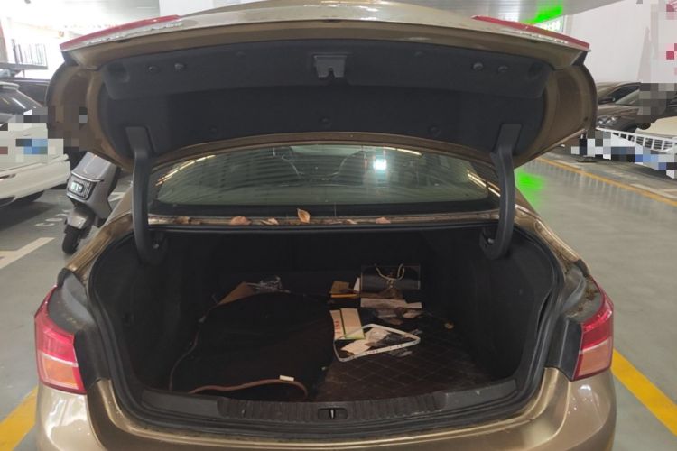 Used Buick Verano 2015 Sedan 15S Automatic Leading Model Trunk