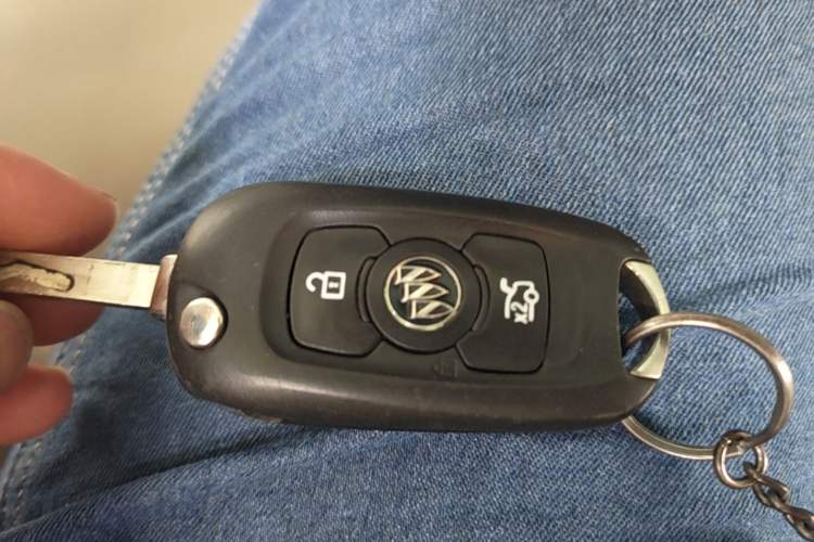 Used Buick Verano 2015 Sedan 15S Automatic Leading Model Vehicle Key