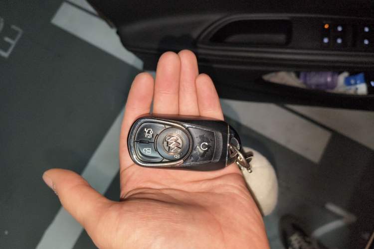 Used Buick Verano 2015 Sedan 20T Dual-Clutch Luxury Model Vehicle Key