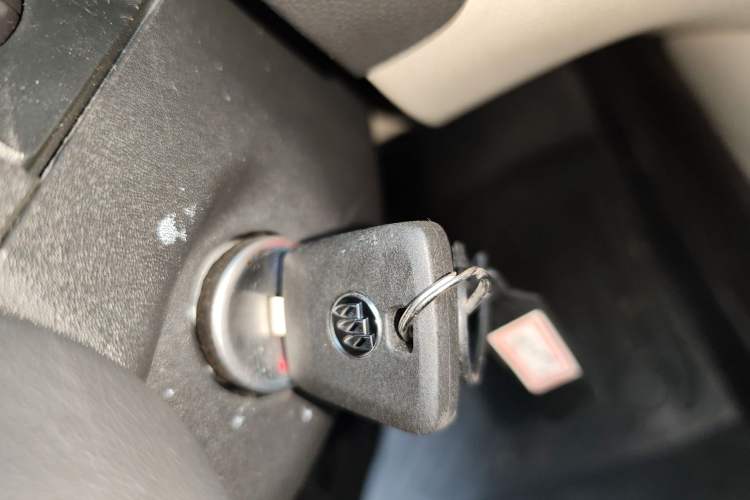 Used Buick Verano 2015 Sedan 15S Automatic Leading Model Vehicle Key