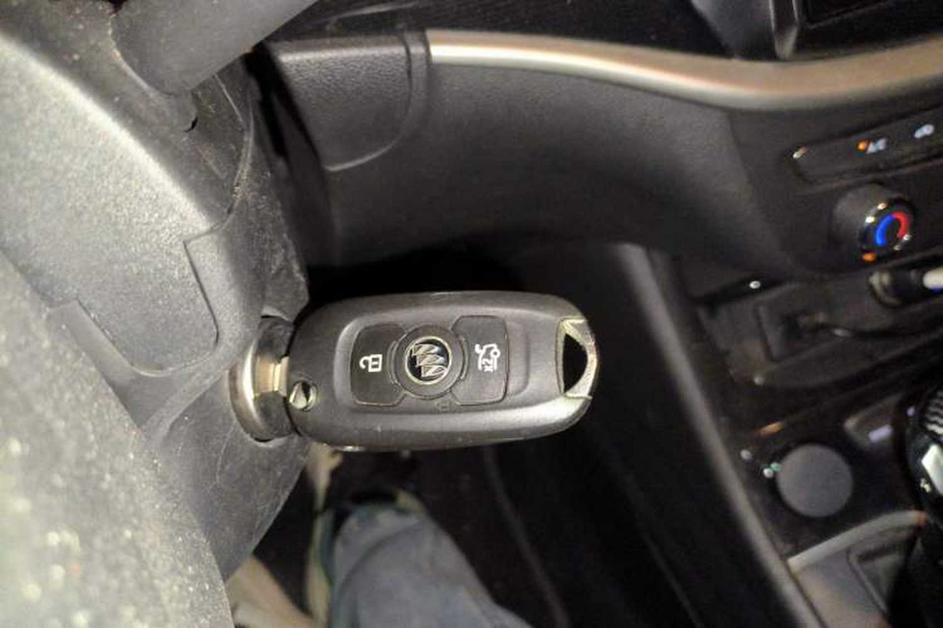 Used Buick Verano 2015 Sedan 20T Dual-Clutch Leading Model Vehicle Key