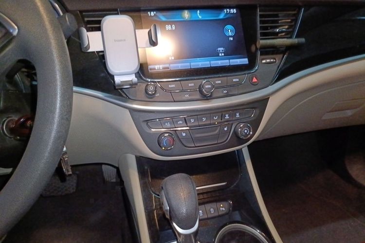 Used Buick Verano 2015 Sedan 15S Automatic Leading Model Audio And AC Panel
