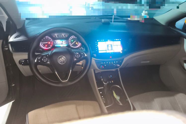 Used Buick Verano 2015 Sedan 15S Automatic Leading Model Center Console