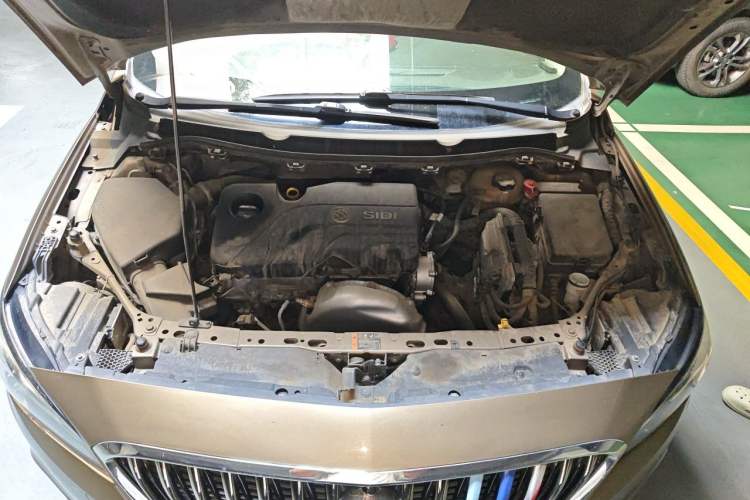 Used Buick Verano 2015 Sedan 15S Manual Entry-Level Model Engine Bay