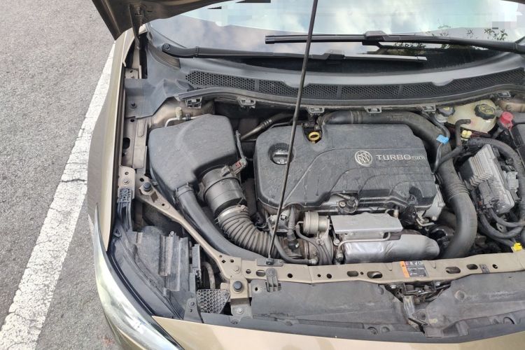 Used Buick Verano 2015 Sedan 20T Dual-Clutch Elite Model Engine Bay Right
