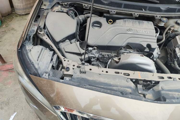 Used Buick Verano 2015 Sedan 15S Automatic Ambition Model Engine Bay Right