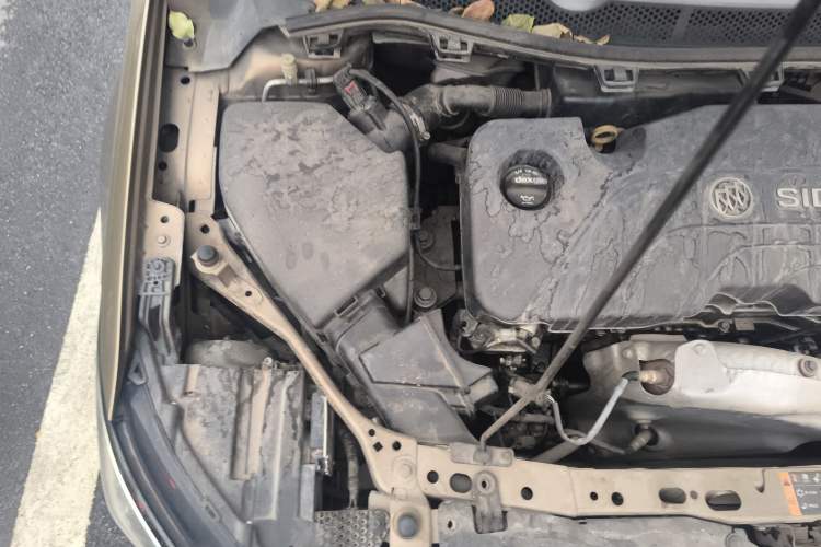 Used Buick Verano 2015 Sedan 15S Automatic Leading Model Engine Bay Right