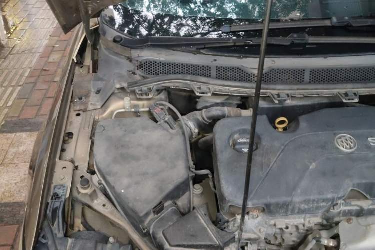 Used Buick Verano 2015 Sedan 15S Automatic Ambition Model Engine Bay Right
