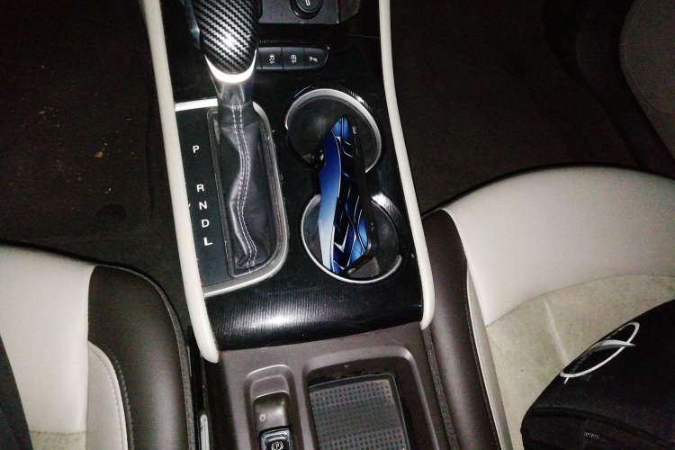 Used Buick Verano 2015 Sedan 15S Automatic Leading Model Gear Lever