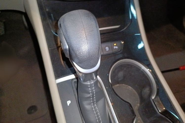Used Buick Verano 2015 Sedan 15S Automatic Leading Model Gear Lever