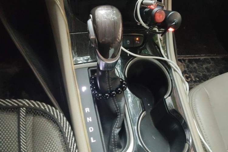 Used Buick Verano 2015 Sedan 15S Automatic Ambition Model Gear Lever