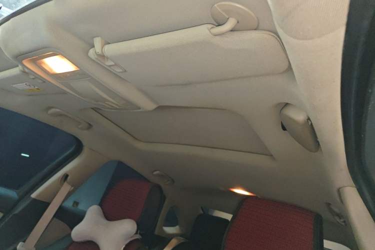 Used Buick Verano 2015 Sedan 15S Manual Entry-Level Model Headliner