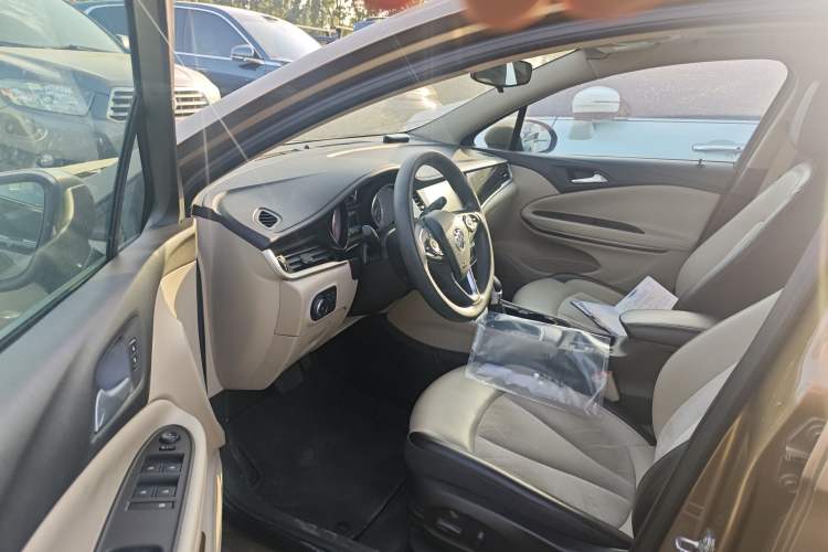 Used Buick Verano 2015 Sedan 15S Automatic Leading Model Interior 1