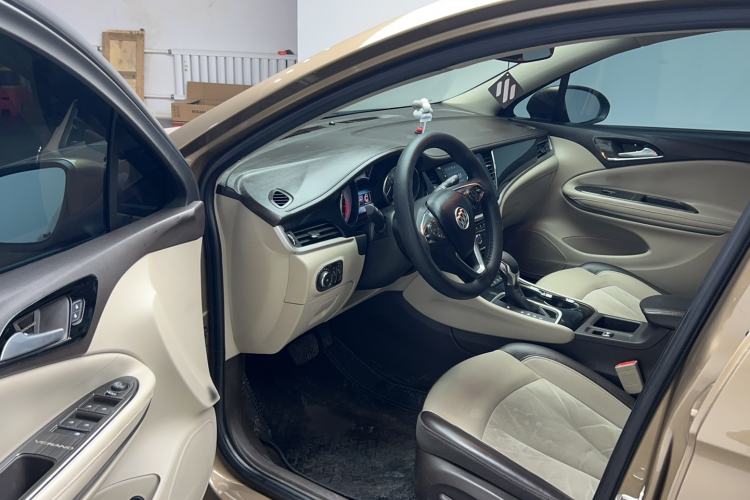 Used Buick Verano 2015 Sedan 15S Automatic Leading Model Interior 2