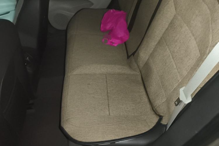 Used Buick Verano 2015 Sedan 15S Automatic Leading Model Left Rear Seat