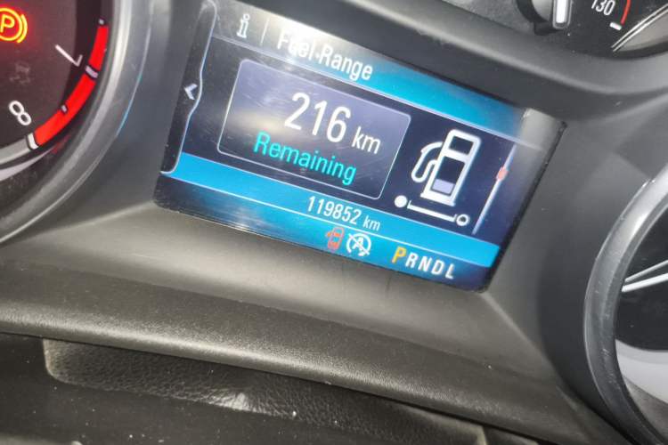Used Buick Verano 2015 Sedan 15S Automatic Leading Model Odometer Close Up