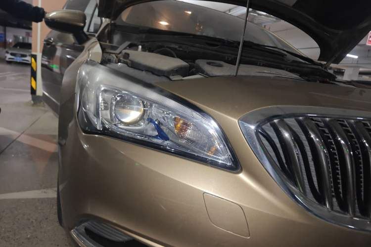 Used Buick Verano 2015 Sedan 15S Automatic Ambition Model Right Front Headlight