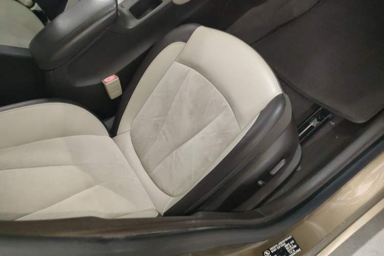 Used Buick Verano 2015 Sedan 15S Automatic Leading Model Right Front Seat