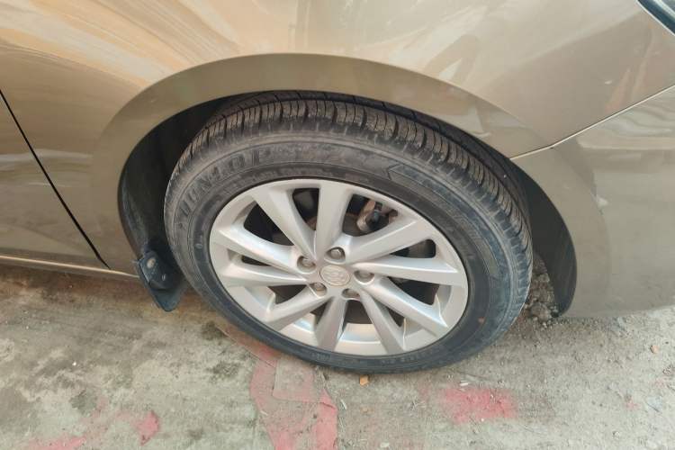 Used Buick Verano 2015 Sedan 15S Automatic Ambition Model Right Front Wheel Hub