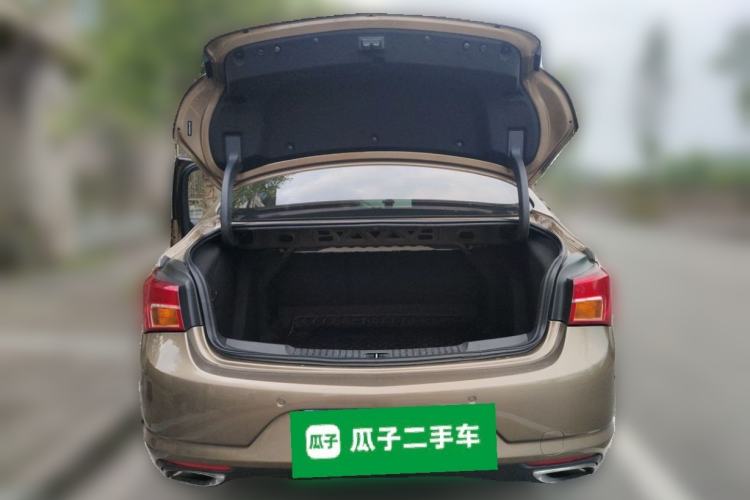 Used Buick Verano 2015 Sedan 20T Dual-Clutch Elite Model Trunk