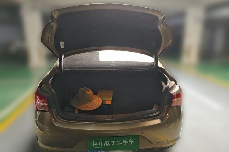Used Buick Verano 2015 Sedan 15S Manual Entry-Level Model Trunk
