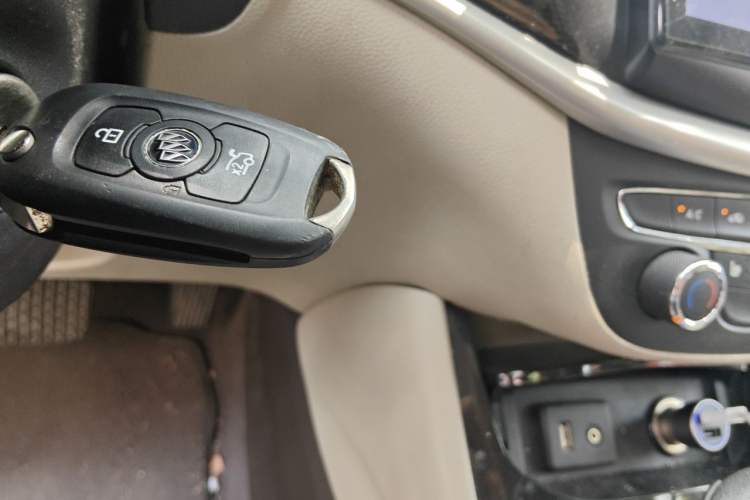 Used Buick Verano 2015 Sedan 15S Automatic Leading Model Vehicle Key