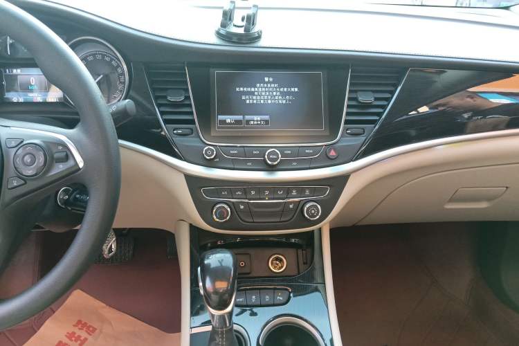 Used Buick Verano 2015 Sedan 15S Automatic Leading Model Audio And AC Panel