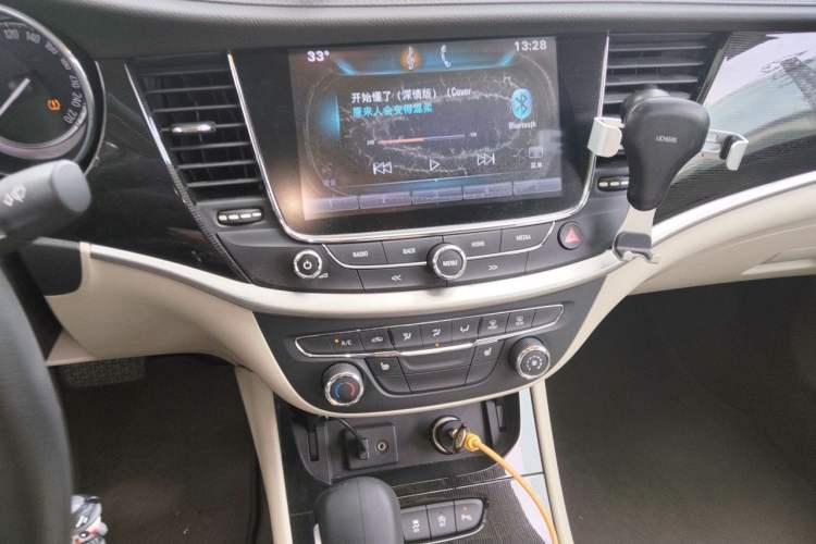 Used Buick Verano 2015 Sedan 15S Automatic Leading Model Audio And AC Panel