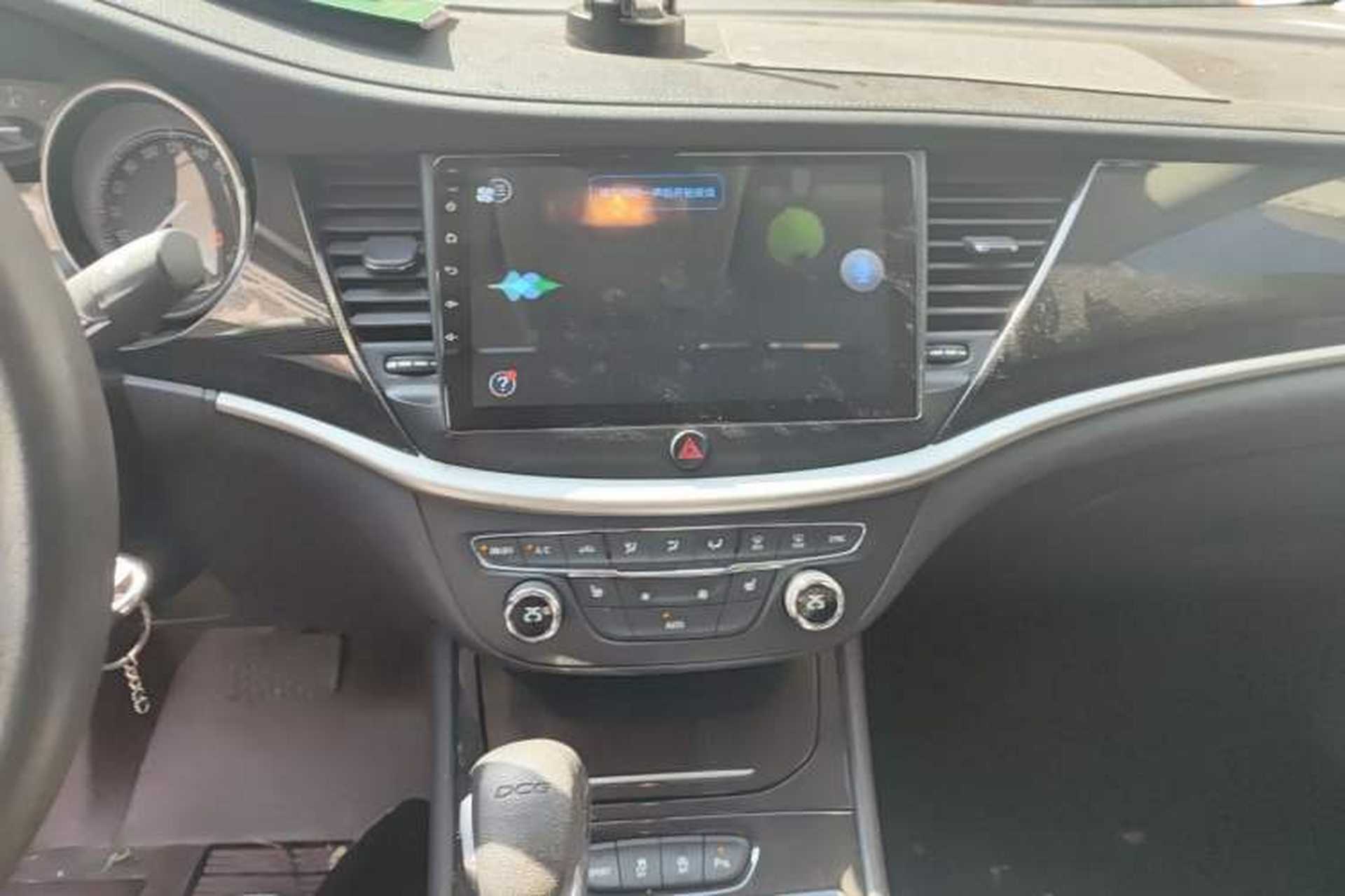 Used Buick Verano 2015 Sedan 20T Dual-Clutch Leading Model Audio And AC Panel