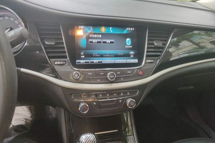 Used Buick Verano 2015 Sedan 20T Dual-Clutch Elite Model Audio And AC Panel