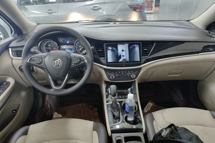 Used Buick Verano 2015 Sedan 15S Automatic Leading Model Center Console
