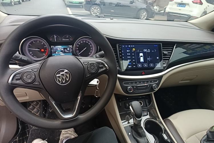 Used Buick Verano 2015 Sedan 15S Automatic Leading Model Center Console