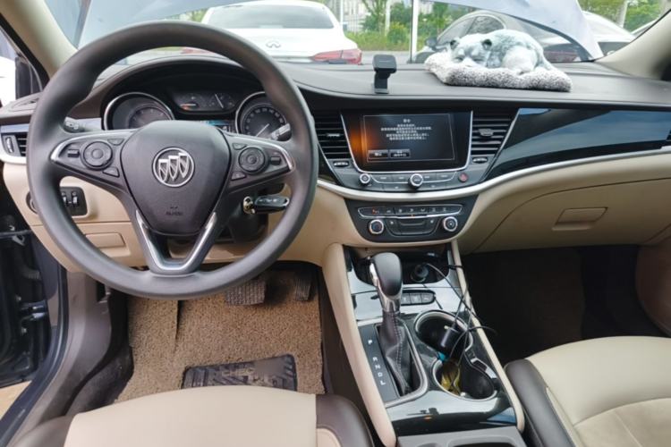 Used Buick Verano 2015 Sedan 15S Automatic Leading Model Center Console