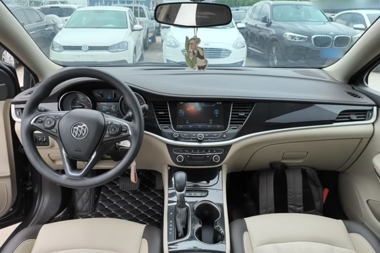 Used Buick Verano 2015 Sedan 15S Automatic Leading Model Center Console