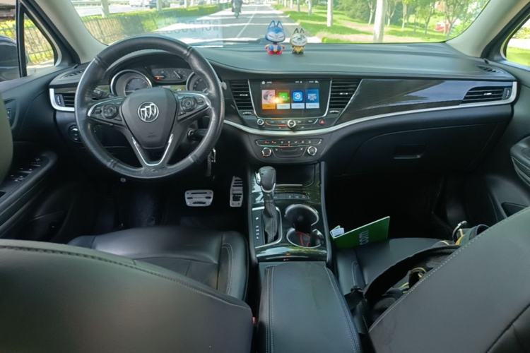 Used Buick Verano 2015 Sedan 20T Dual-Clutch Elite Model Center Console