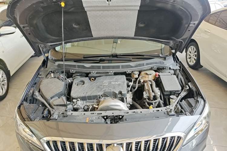 Used Buick Verano 2015 Sedan 15S Automatic Ambition Model Engine Bay