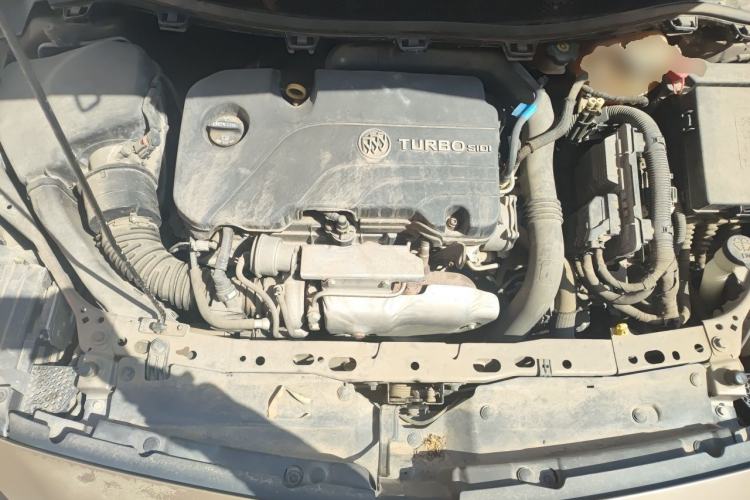 Used Buick Verano 2015 Sedan 20T Dual-Clutch Leading Model Engine Bay