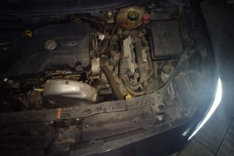 Used Buick Verano 2015 Sedan 15S Automatic Ambition Model Engine Bay Left