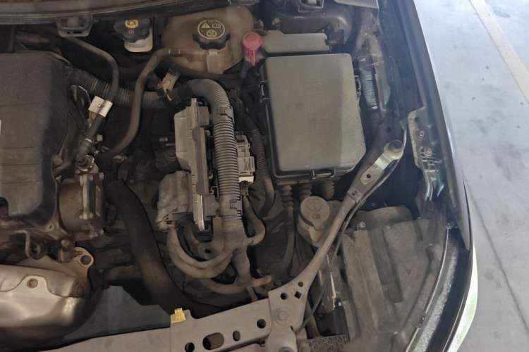Used Buick Verano 2015 Sedan 15S Automatic Ambition Model Engine Bay Left