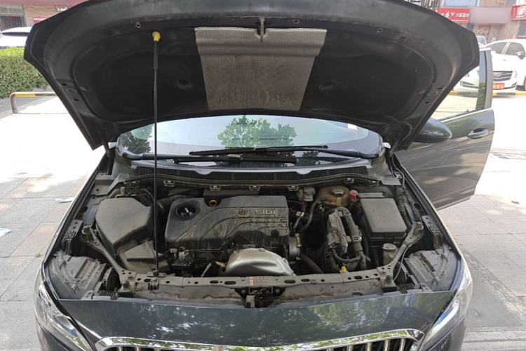 Used Buick Verano 2015 Sedan 15S Automatic Leading Model Engine Bay