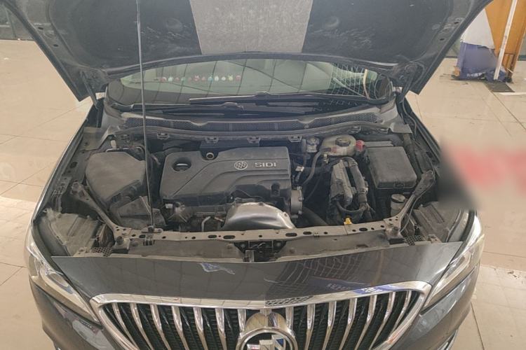 Used Buick Verano 2015 Sedan 15S Automatic Leading Model Engine Bay
