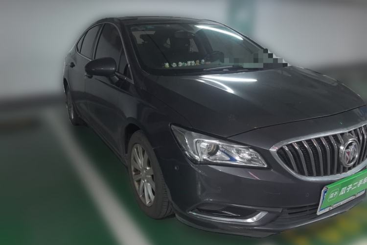 Used Buick Verano 2015 Sedan 20T Dual-Clutch Luxury Model Front Right 45 Deg