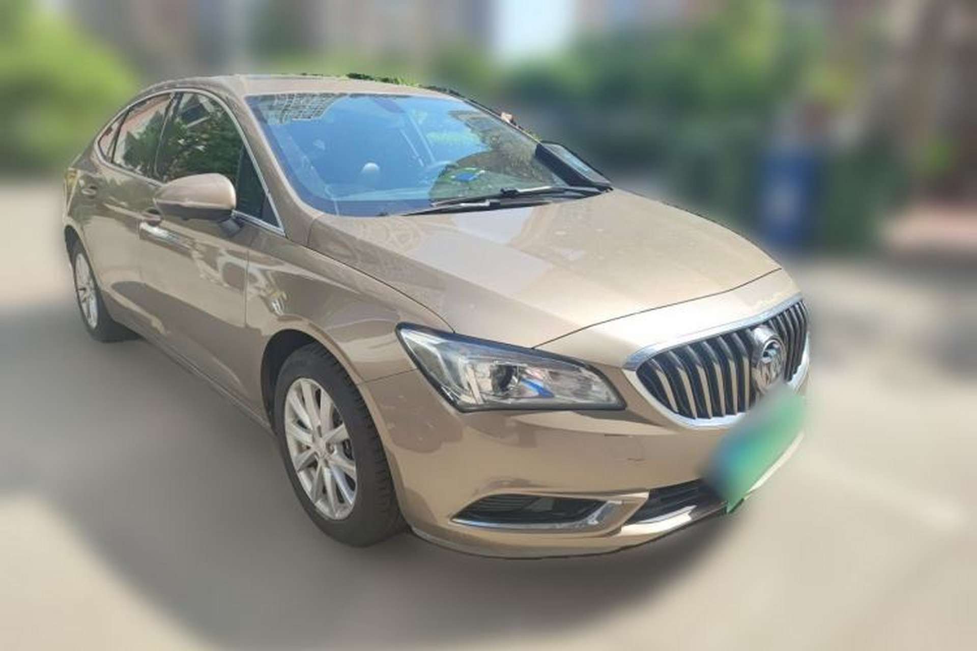 Used Buick Verano 2015 Sedan 20T Dual-Clutch Leading Model Front Right 45 Deg
