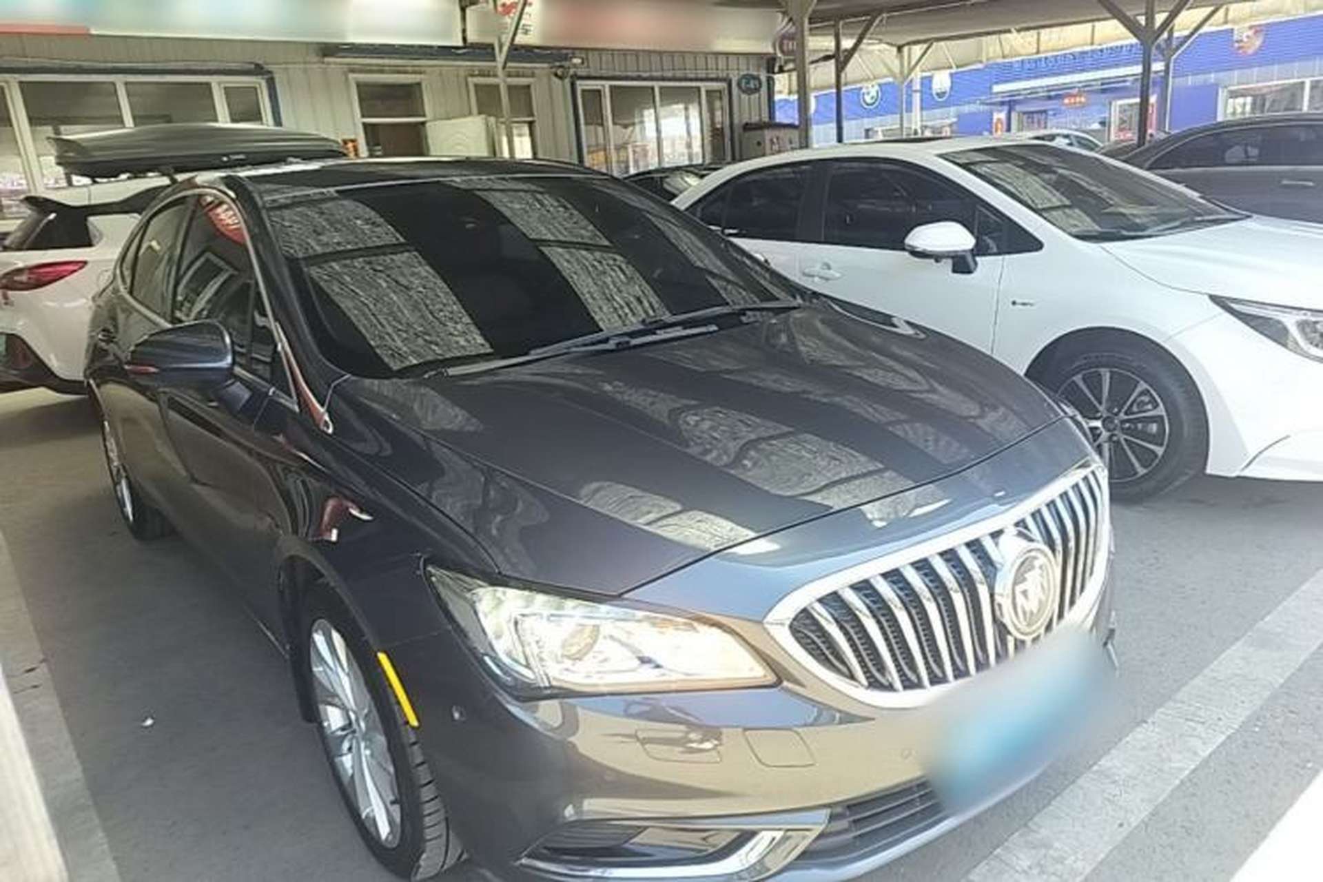 Used Buick Verano 2015 Sedan 20T Dual-Clutch Flagship Model Front Right 45 Deg