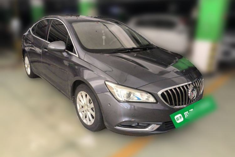 Used Buick Verano 2015 Sedan 20T Dual-Clutch Elite Model Front Right 45 Deg